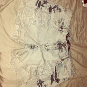 Vanilla Star Washed out blue shorts